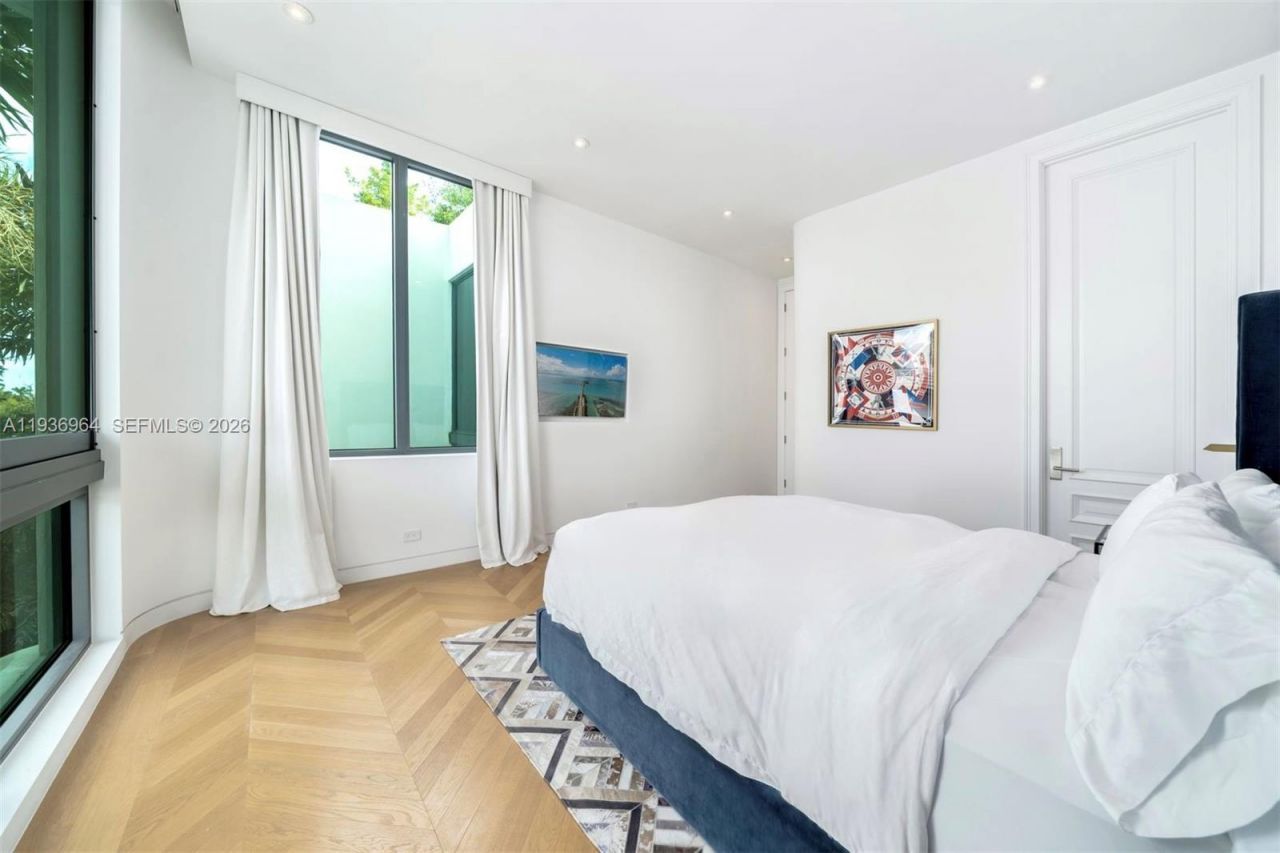 503 E Dilido Dr, Miami Beach, FL 33139 Photo