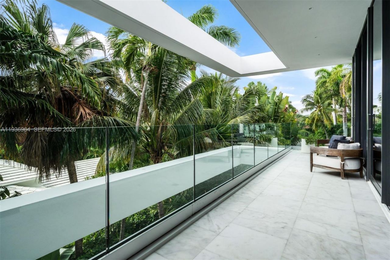 503 E Dilido Dr, Miami Beach, FL 33139 Photo