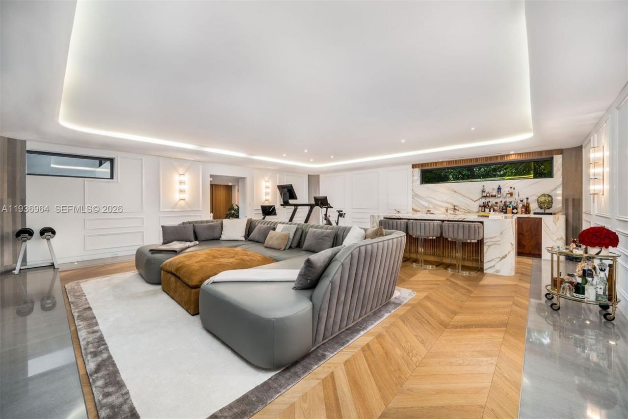 503 E Dilido Dr, Miami Beach, FL 33139 Photo