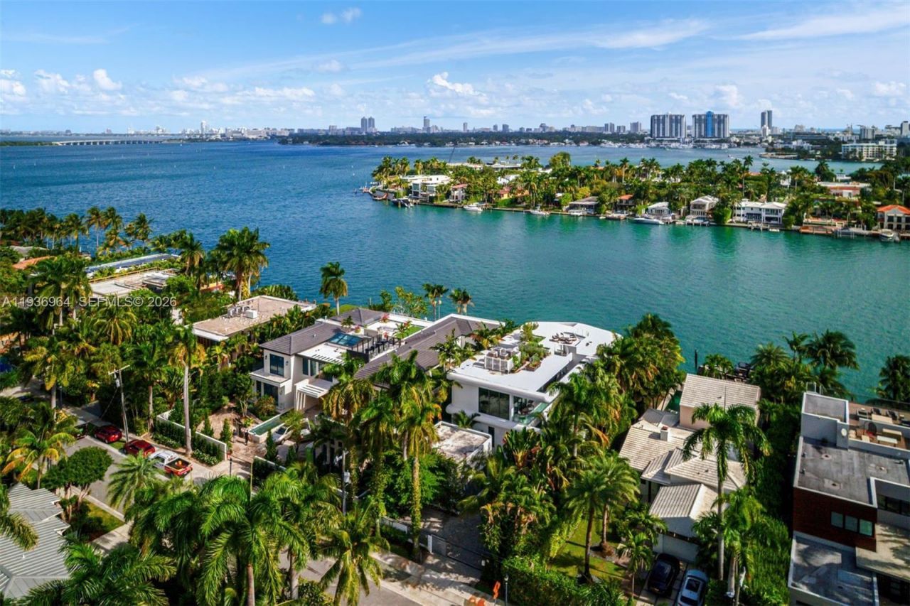 503 E Dilido Dr, Miami Beach, FL 33139 Photo