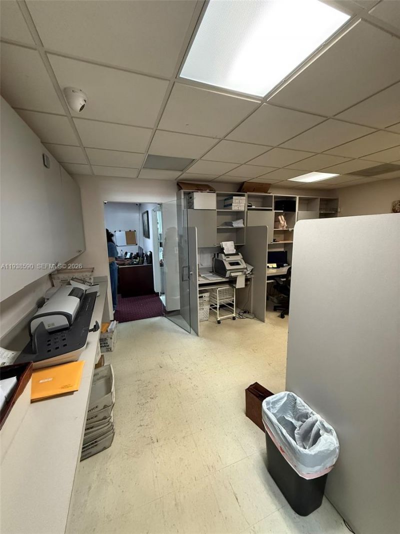 7765 SW 87th Ave , Unit 101, Miami, FL 33134 Photo