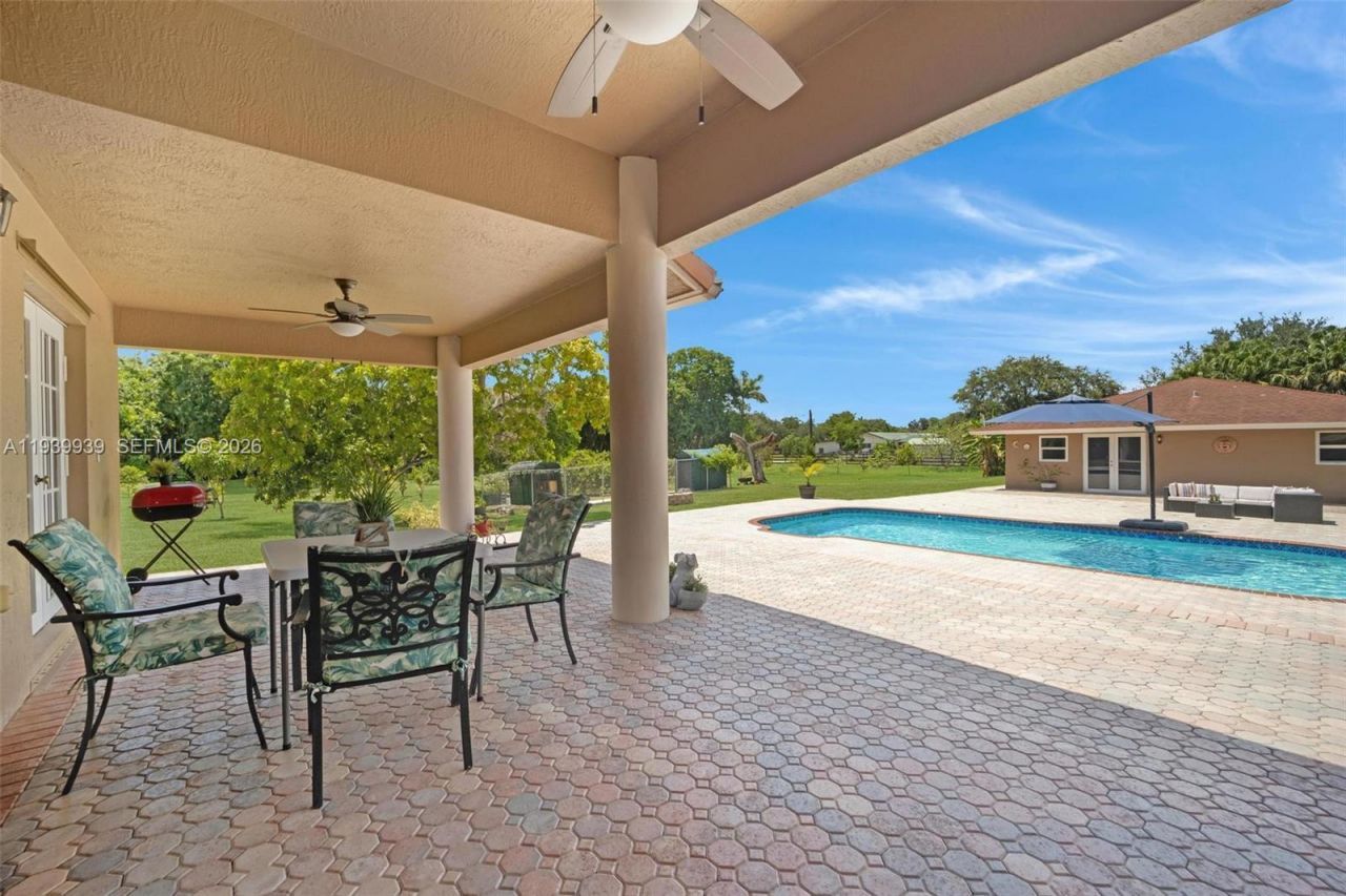 12851 Luray Rd , Southwest Ranches, FL 33330 Photo