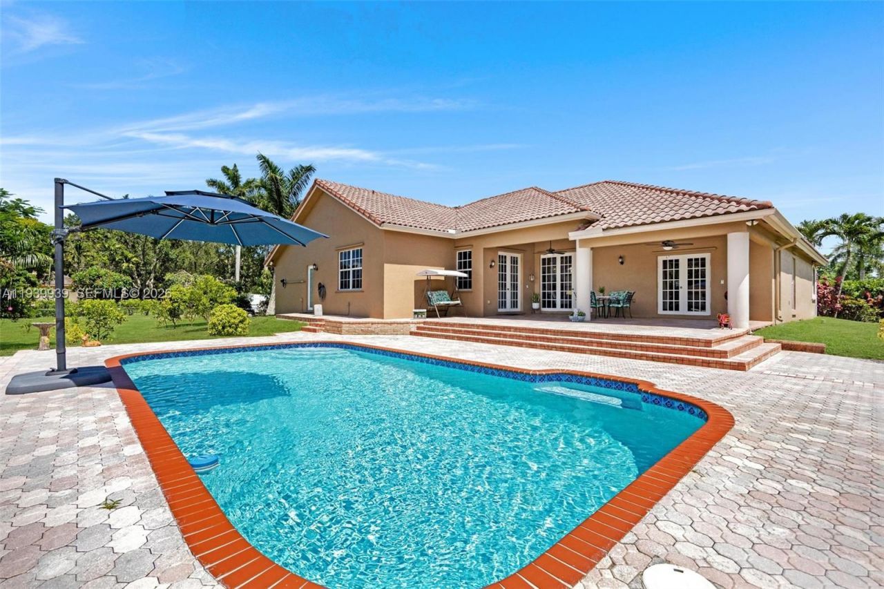 12851 Luray Rd, Southwest Ranches, FL 33330 Photo