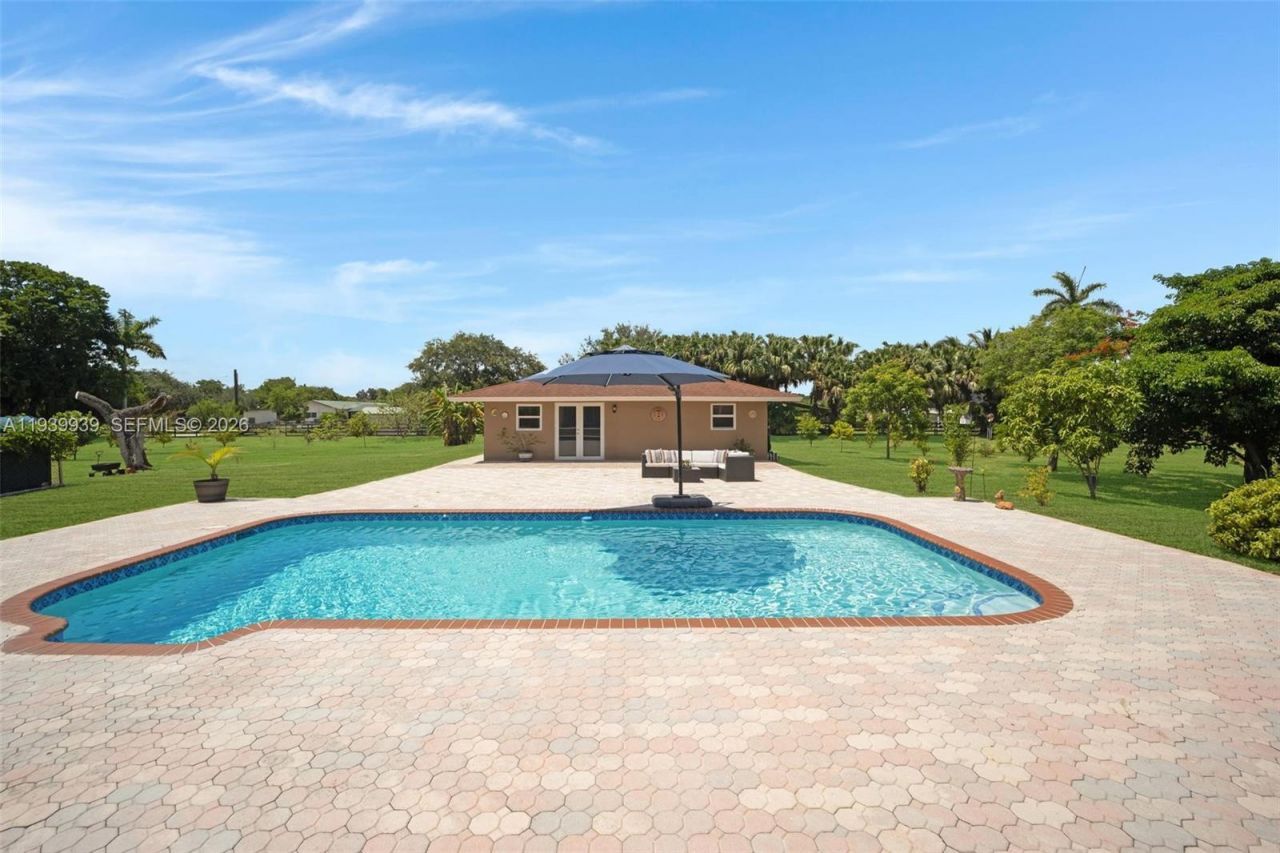 12851 Luray Rd, Southwest Ranches, FL 33330 Photo