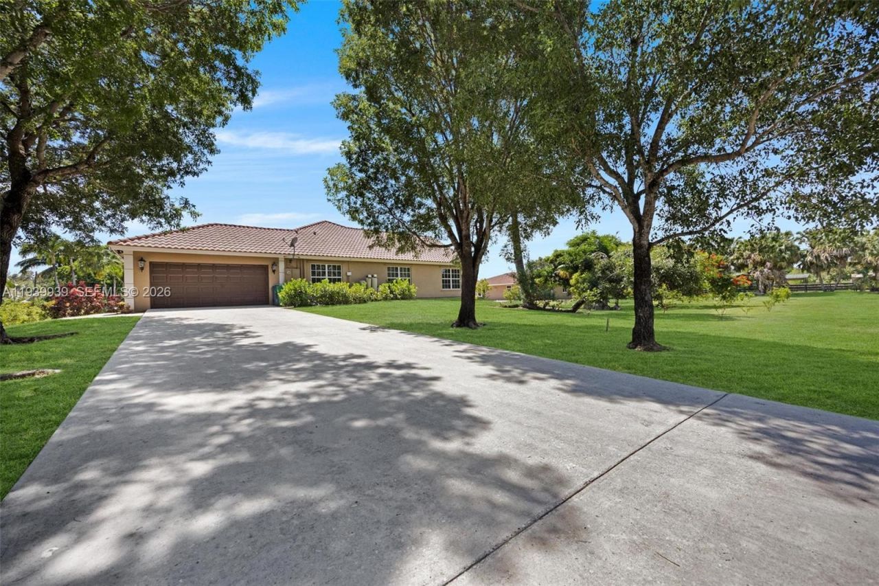 12851 Luray Rd , Southwest Ranches, FL 33330 Photo