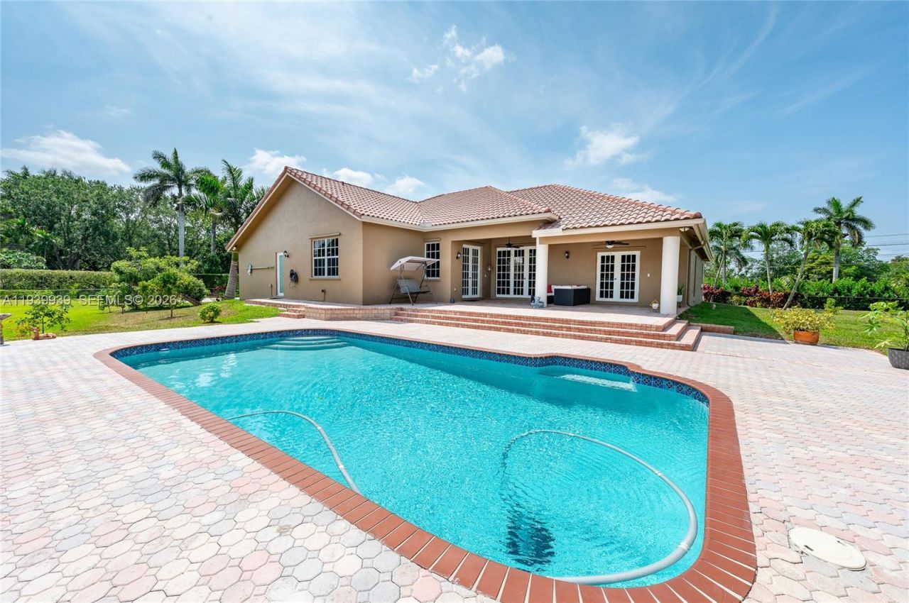 12851 Luray Rd, Southwest Ranches, FL 33330 Photo