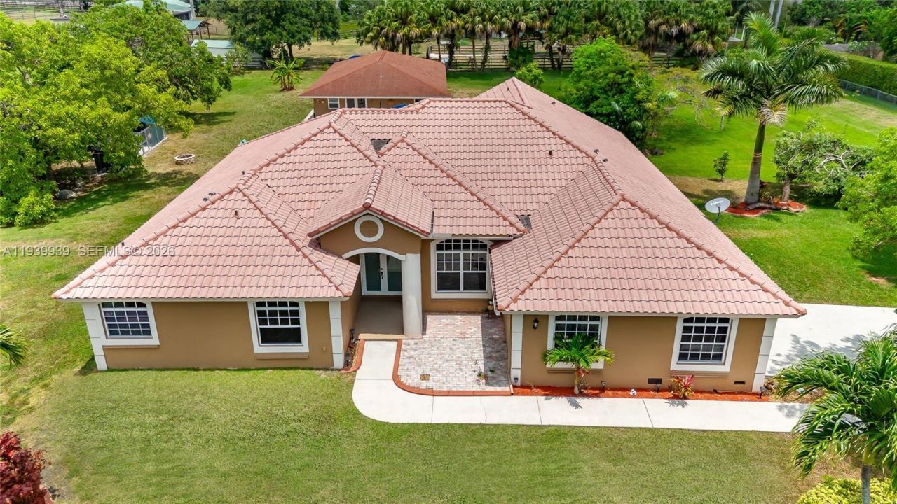 12851 Luray Rd, Southwest Ranches, FL 33330 Photo