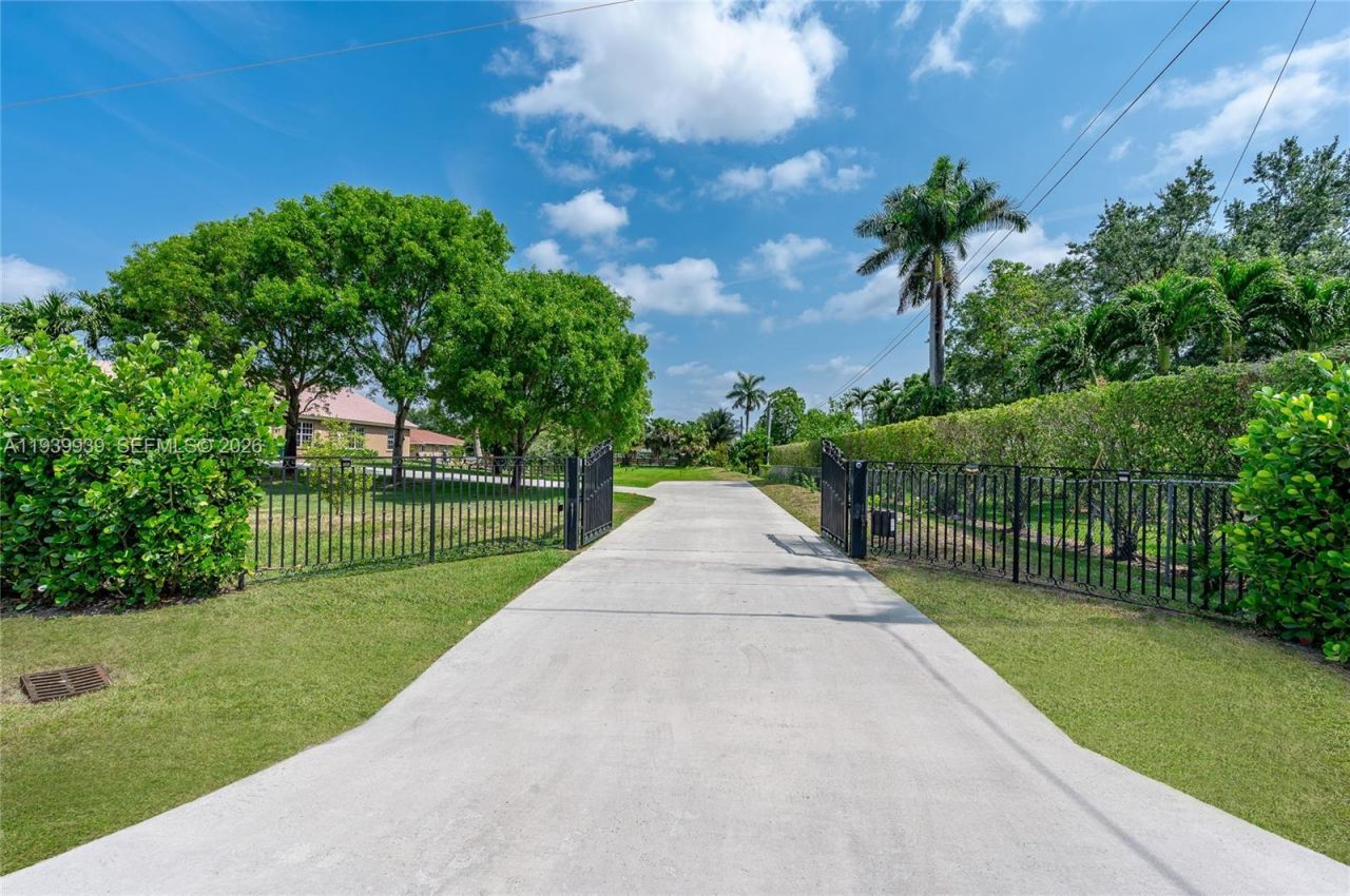 12851 Luray Rd, Southwest Ranches, FL 33330 Photo
