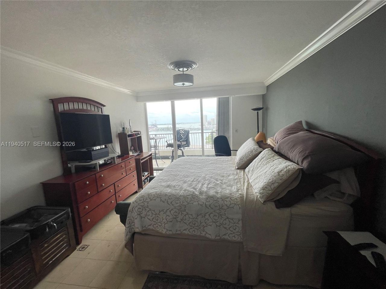 555 NE 15th St, Unit 22I, Miami, FL 33132 Photo