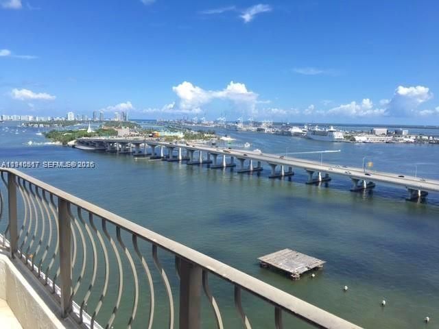 555 NE 15th St, Unit 22I, Miami, FL 33132 Photo