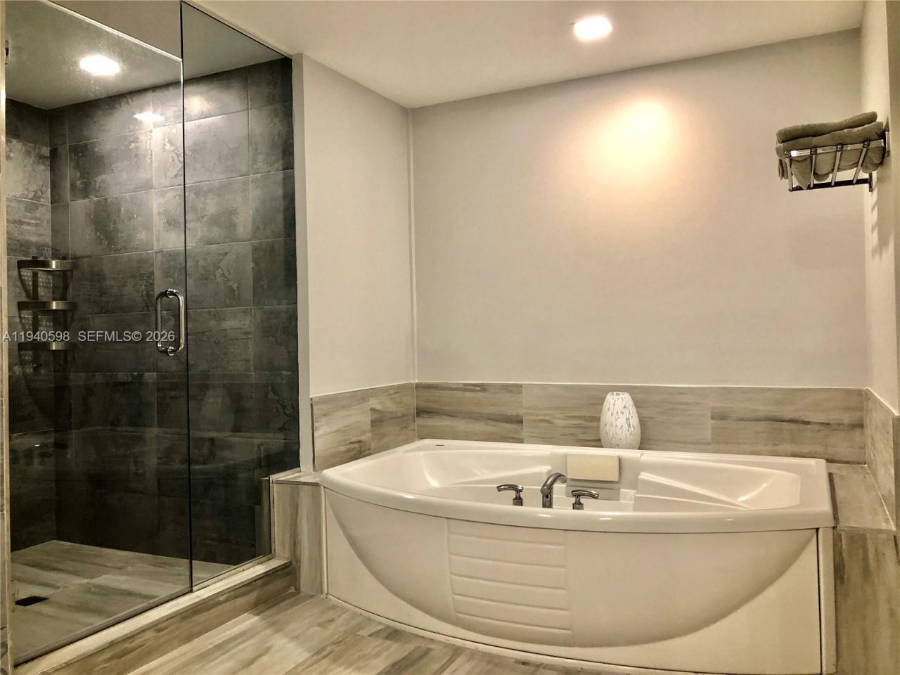 3101 S Ocean Dr , Unit 801, Hollywood, FL 33019 Photo