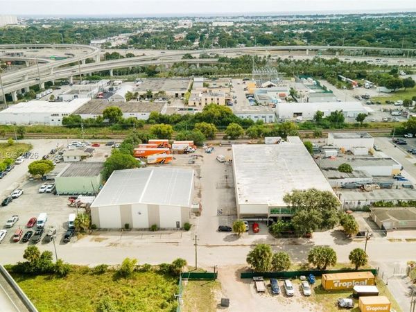 2900 Tuxedo Ave, West Palm Beach, FL 33405