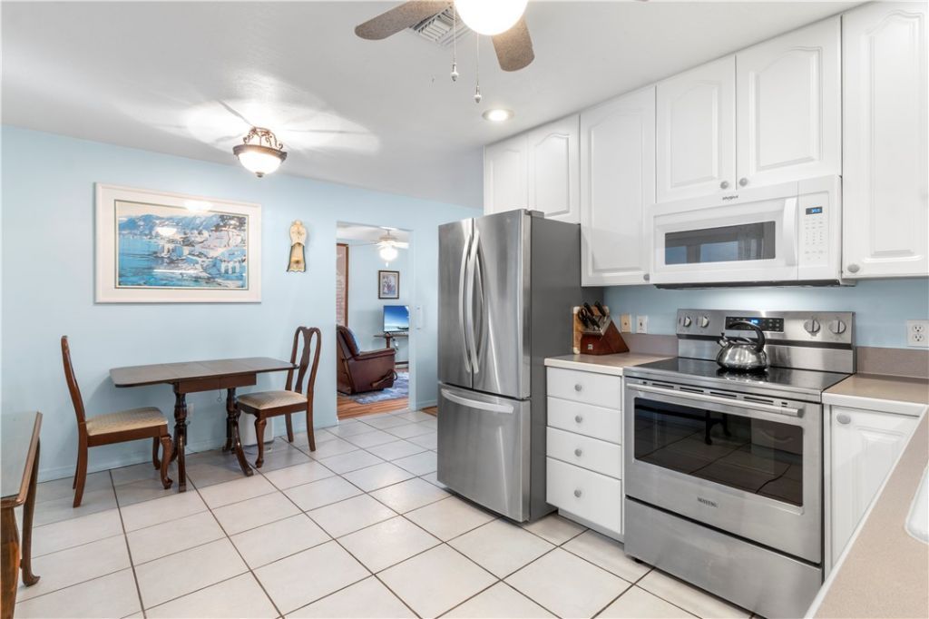 637 Roseland Road, Sebastian, FL 32958 Photo