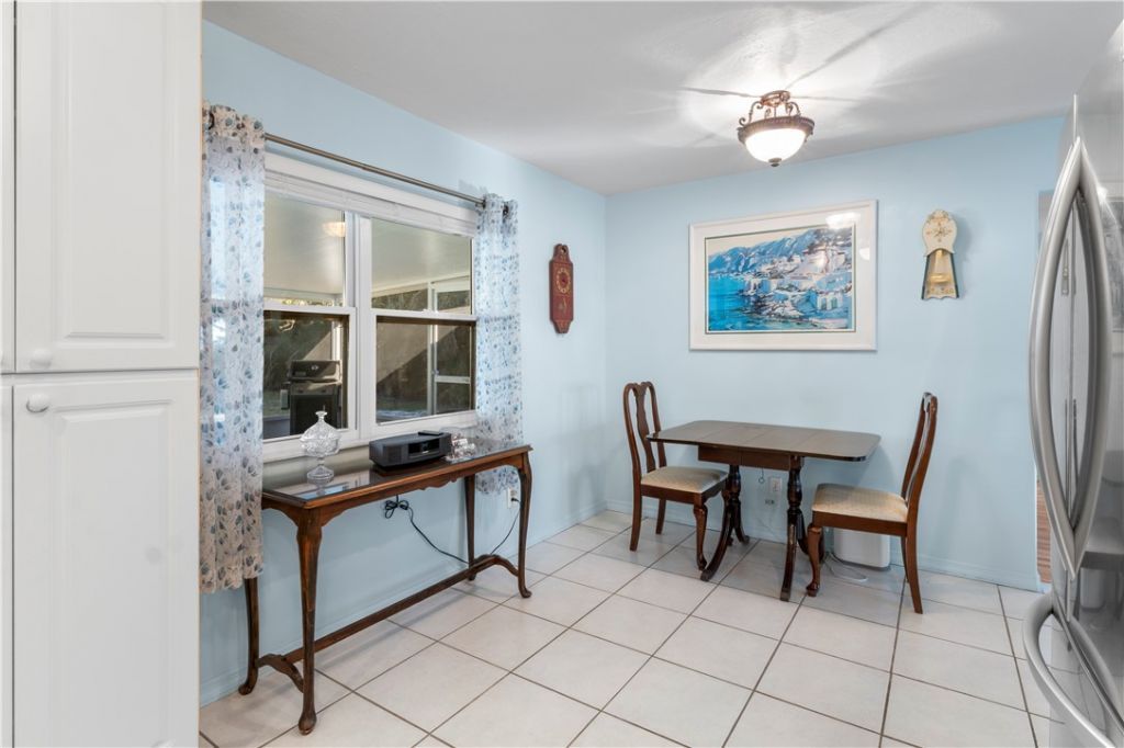 637 Roseland Road, Sebastian, FL 32958 Photo