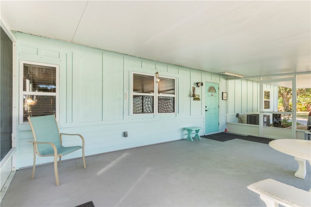 637 Roseland Road, Sebastian, FL 32958 Photo