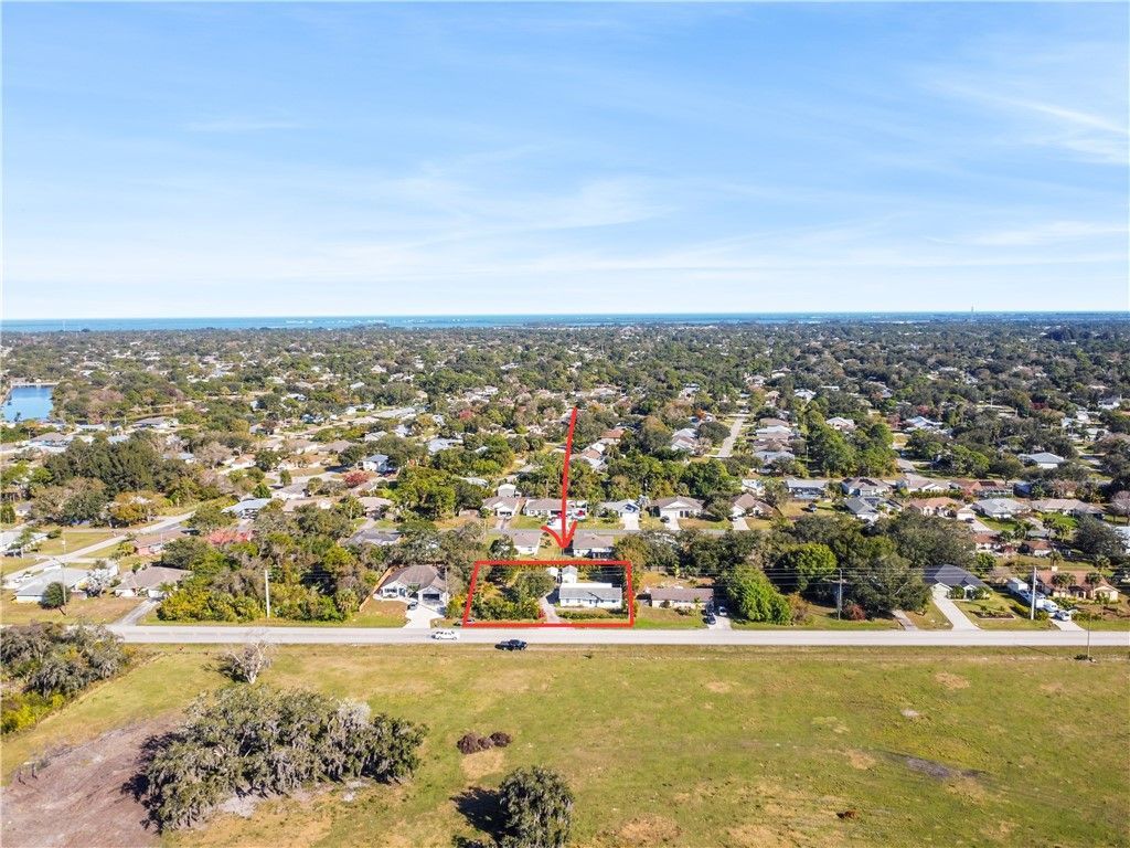 637 Roseland Road, Sebastian, FL 32958 Photo