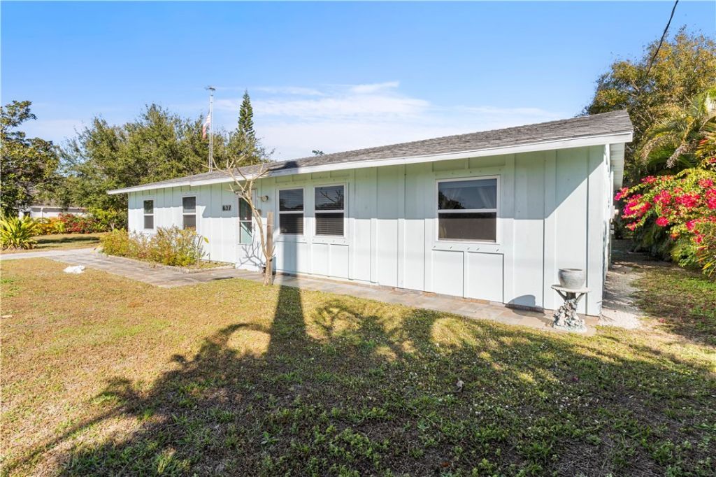 637 Roseland Road, Sebastian, FL 32958 Photo