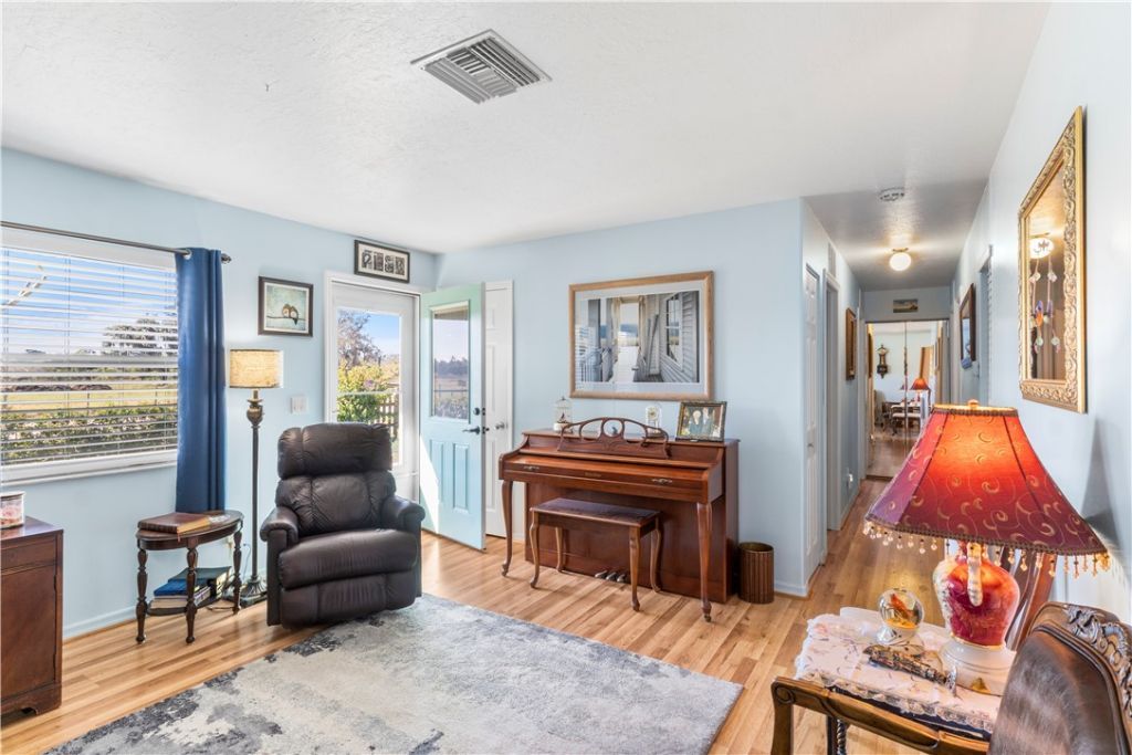 637 Roseland Road, Sebastian, FL 32958 Photo