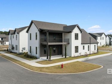 926 Inlet Circle, Gulf Shores, AL 36542