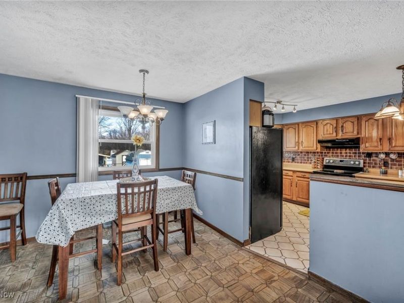 36001 Freed Court, Eastlake, OH 44095 Photo 7