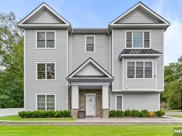 110 Mason Court 3H, Unit 3H, HAWORTH, NJ 07641