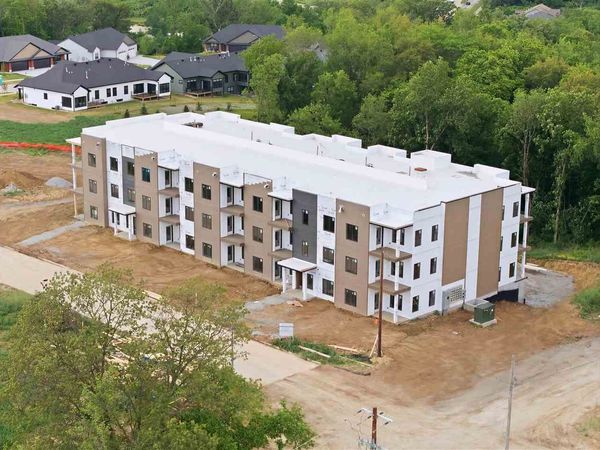 4428 Deer Creek Rd, Unit 103, Iowa City, IA 52246