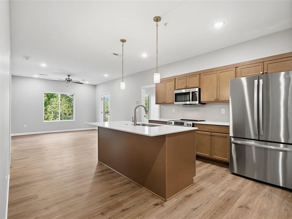 4428 Deer Creek Rd, Unit 110, Iowa City, IA 52246