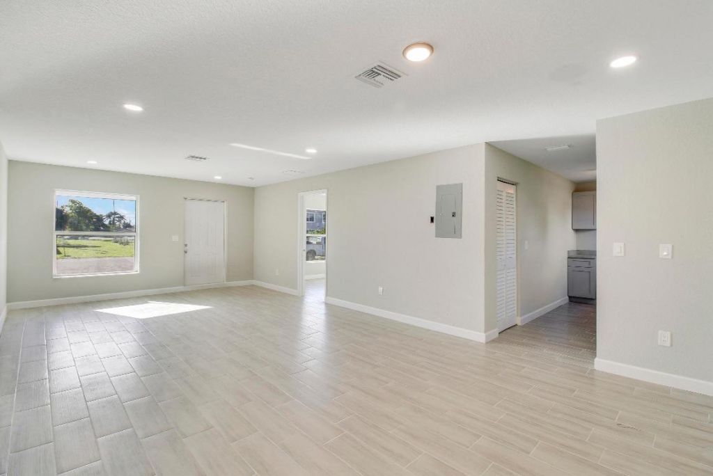 548 SW 5th Street, Belle Glade, FL 33430 Photo