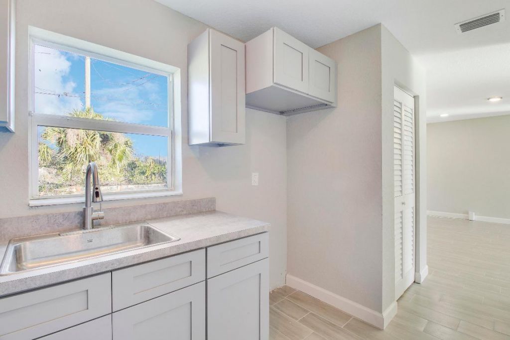 548 SW 5th Street, Belle Glade, FL 33430 Photo