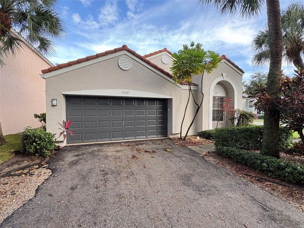 7720 NW 63RD WAY, Parkland, FL 33067