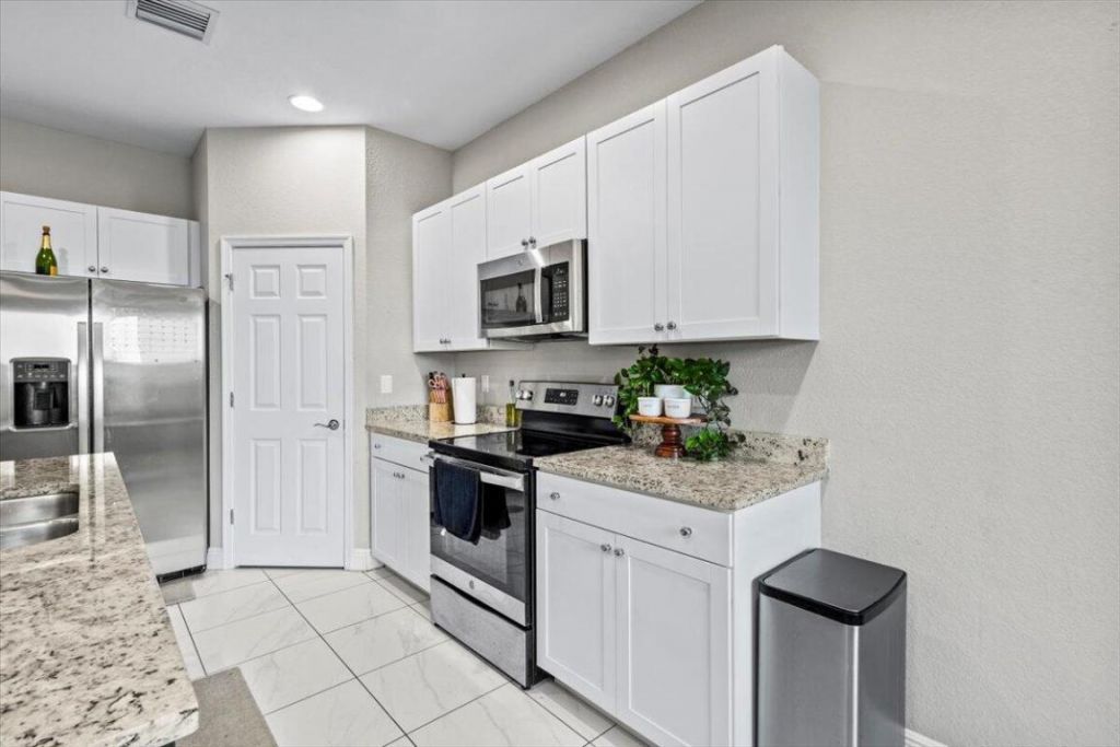 1766 NW Cataluna Circle, Port Saint Lucie, FL 34986 Photo