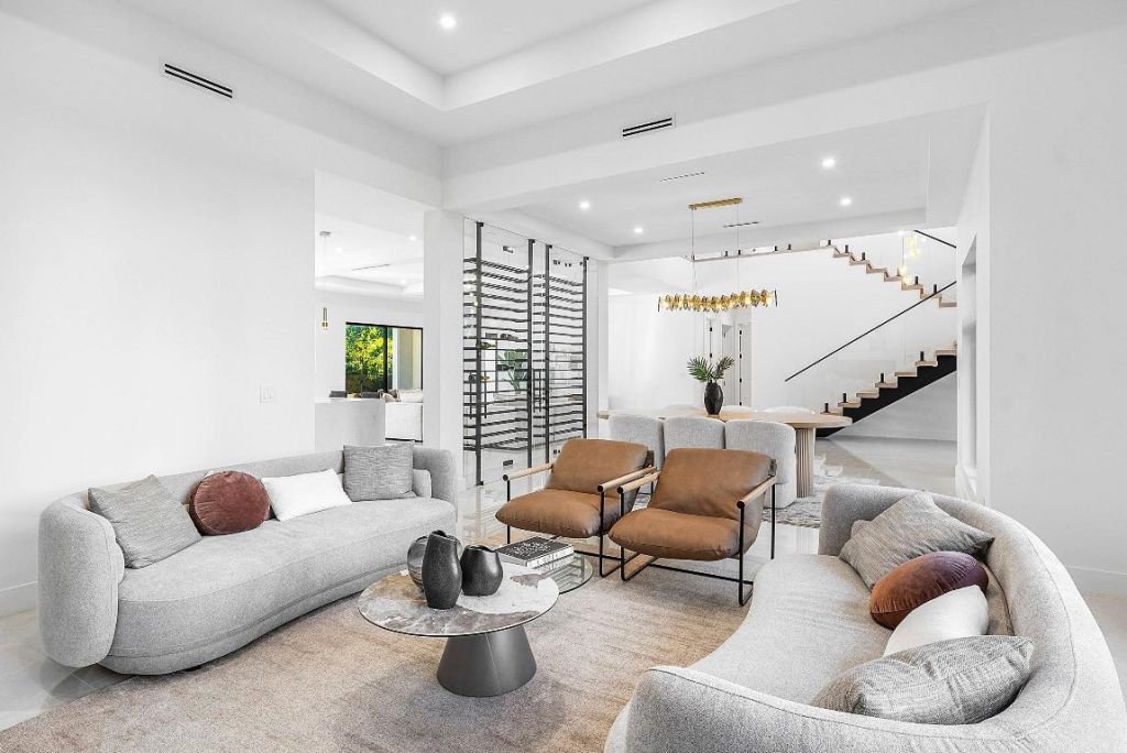 258 33rd Court, West Palm Beach, FL 33407 Photo