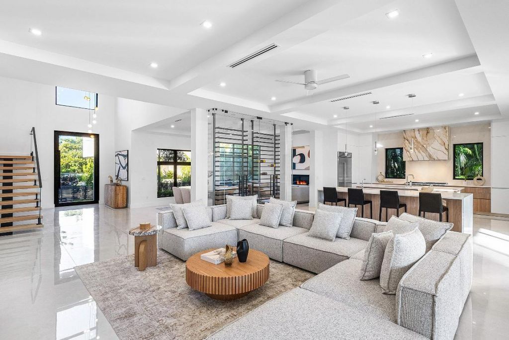 258 33rd Court, West Palm Beach, FL 33407 Photo