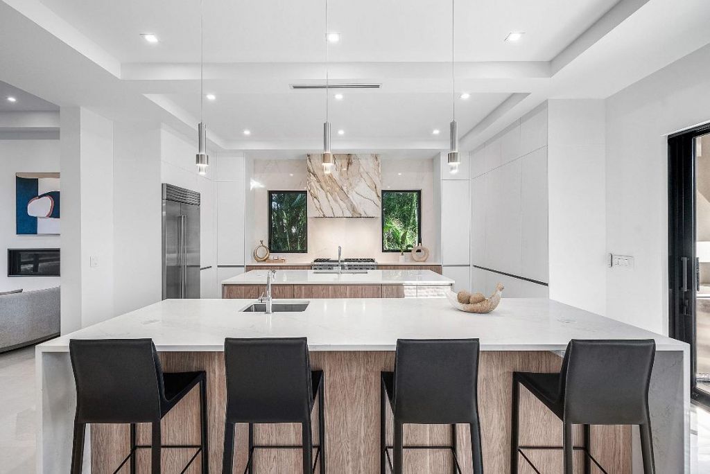 258 33rd Court, West Palm Beach, FL 33407 Photo