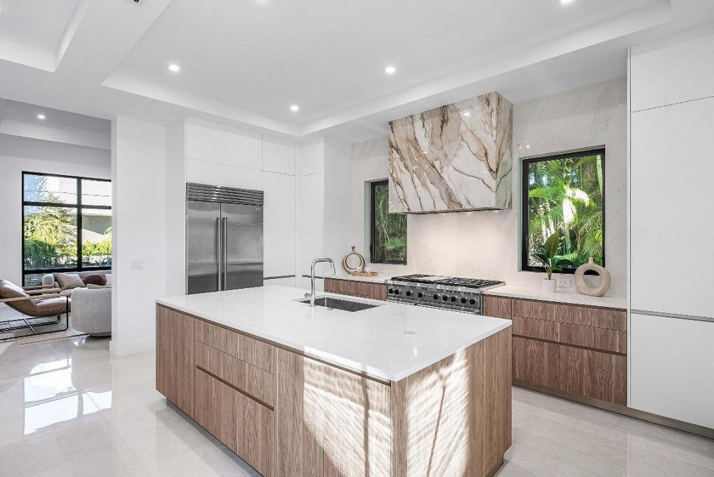 258 33rd Court, West Palm Beach, FL 33407 Photo