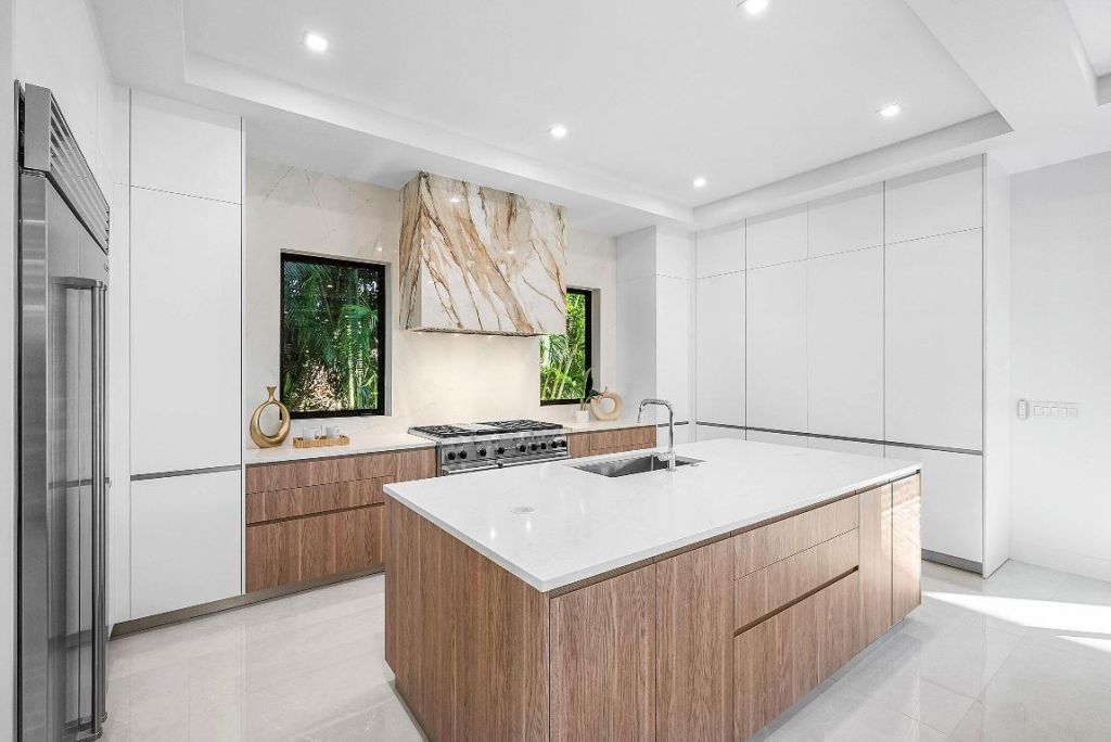 258 33rd Court, West Palm Beach, FL 33407 Photo