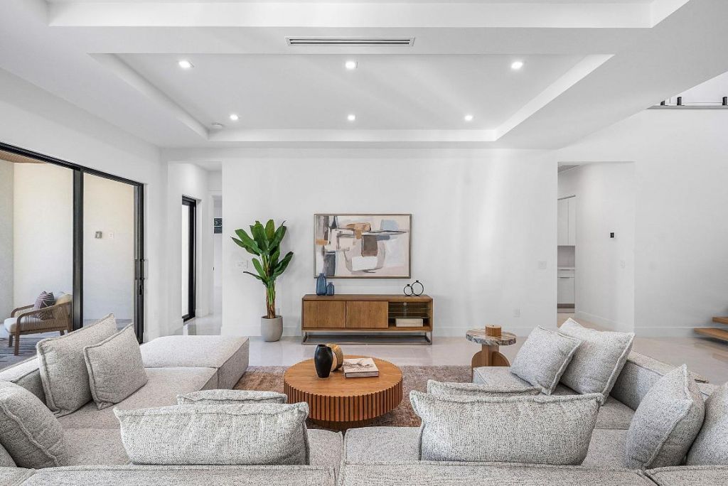 258 33rd Court, West Palm Beach, FL 33407 Photo