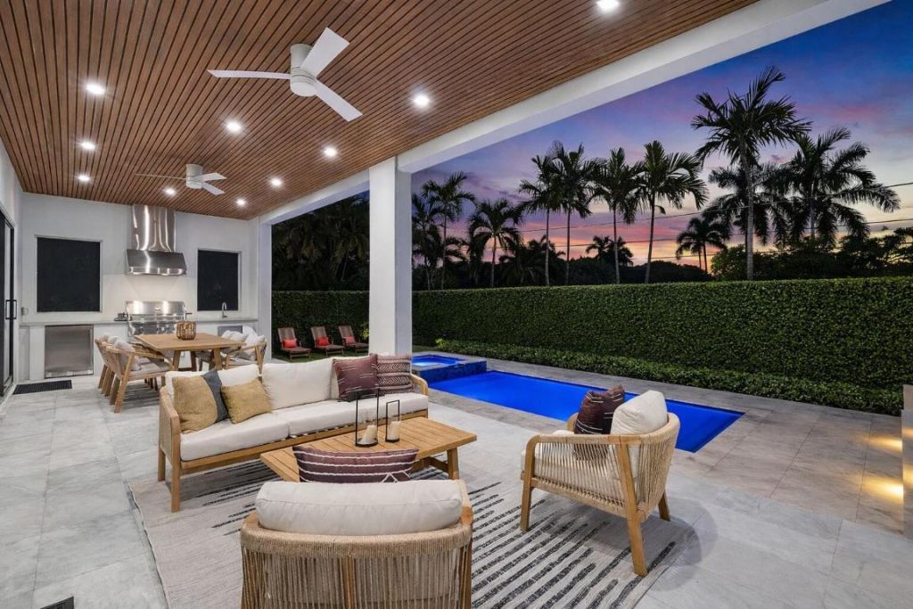 258 33rd Court, West Palm Beach, FL 33407 Photo