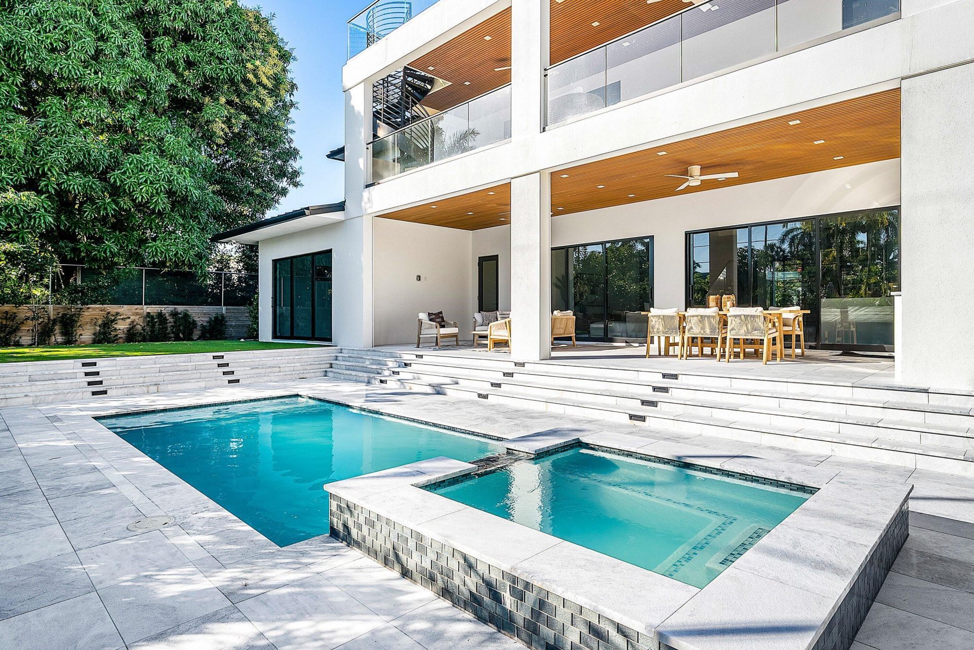 258 33rd Court, West Palm Beach, FL 33407 Photo