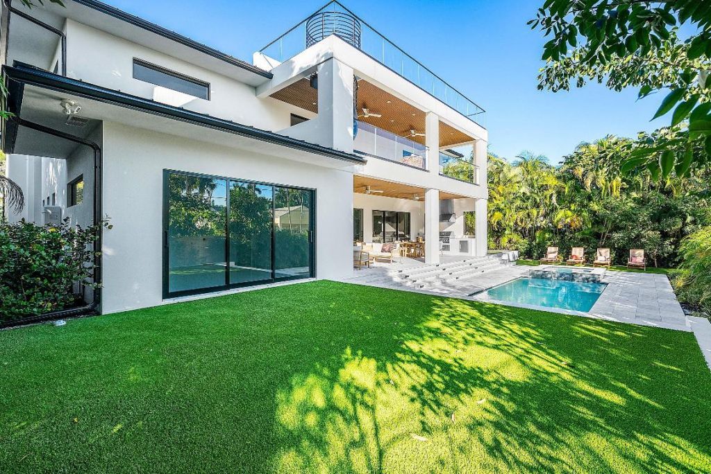 258 33rd Court, West Palm Beach, FL 33407 Photo