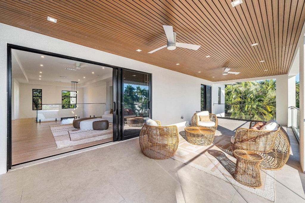 258 33rd Court, West Palm Beach, FL 33407 Photo