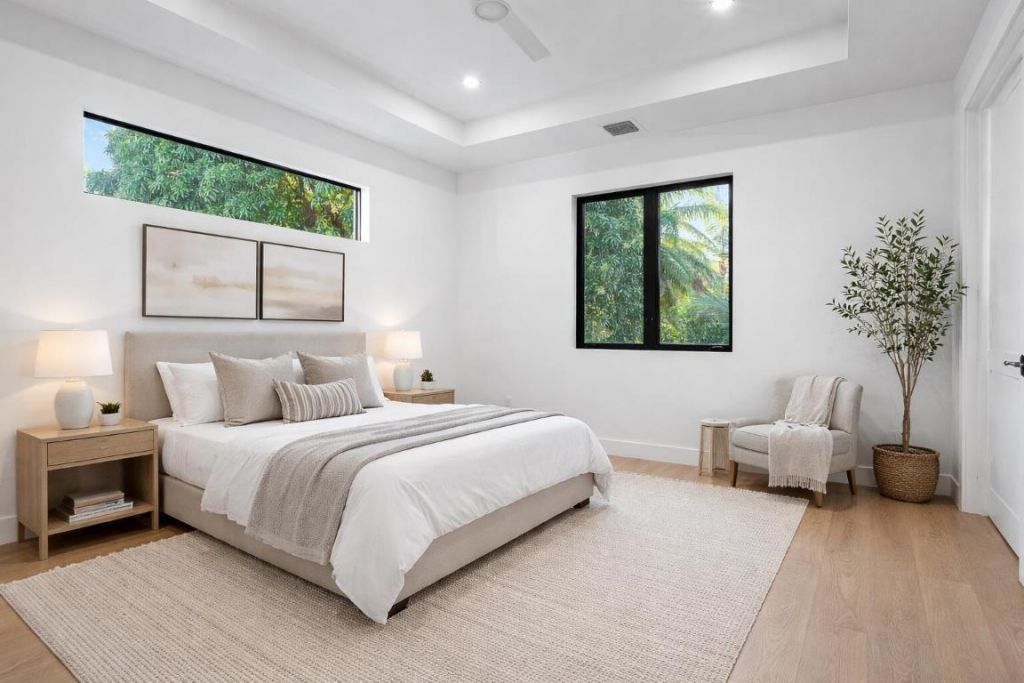 258 33rd Court, West Palm Beach, FL 33407 Photo