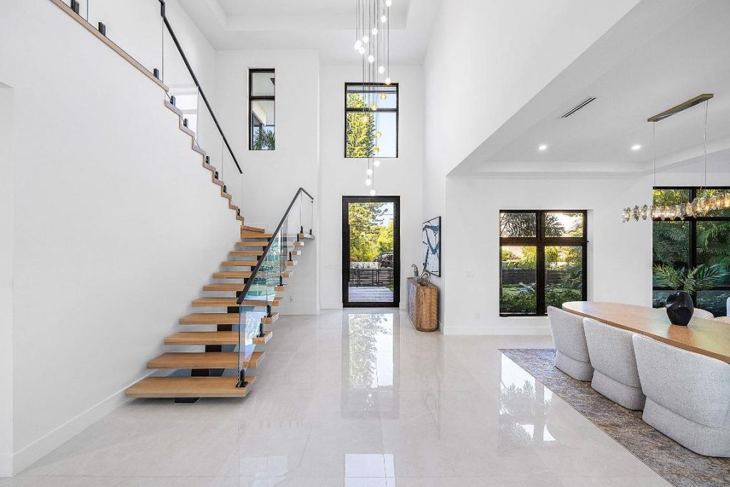 258 33rd Court, West Palm Beach, FL 33407 Photo