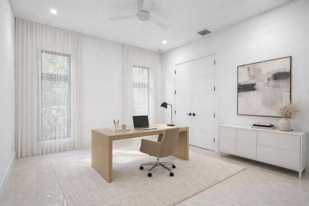 258 33rd Court, West Palm Beach, FL 33407 Photo