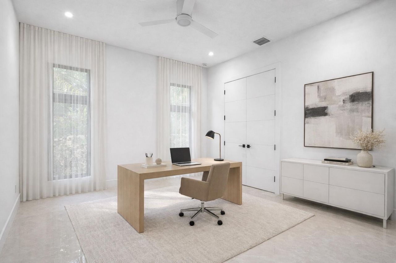 258 33rd Court, West Palm Beach, FL 33407 Photo