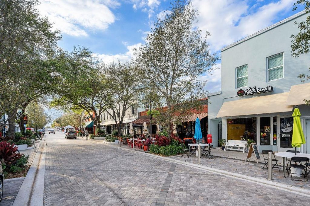 258 33rd Court, West Palm Beach, FL 33407 Photo