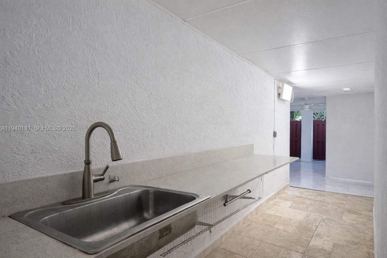 Please Call For Address, Unit 82, Hialeah Gardens, FL 33018 Photo