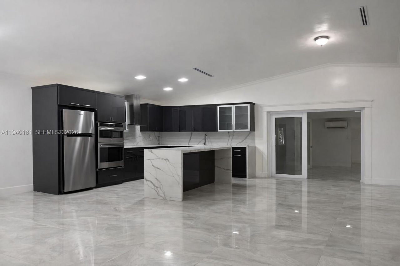 Please Call For Address, Unit 82, Hialeah Gardens, FL 33018 Photo