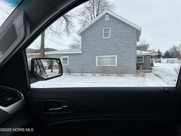 423 S Stearns Avenue, Deshler, OH 43516