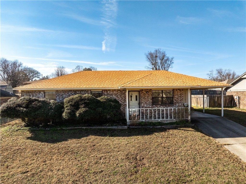 2007 N 30th Street, Van Buren, AR 72956 Main Photo